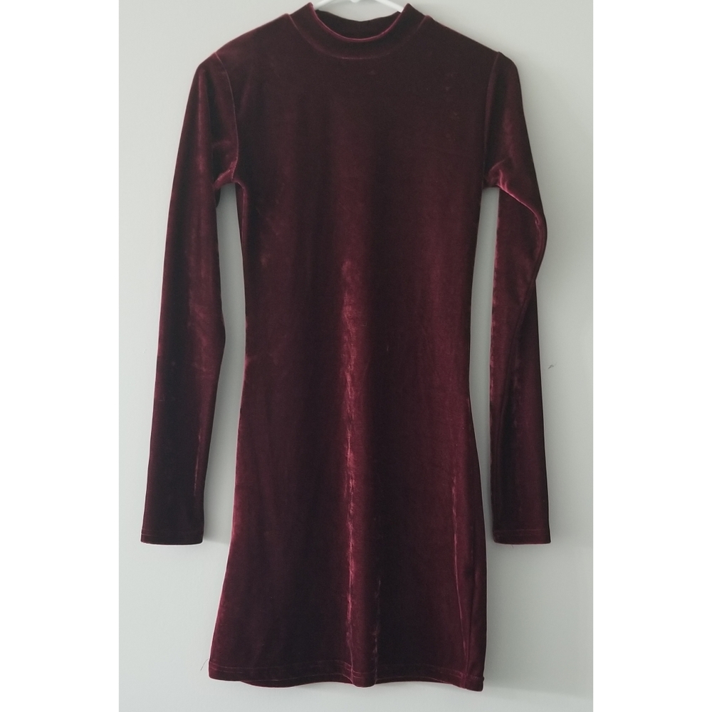 Atmosphere Crush Velvet Dress